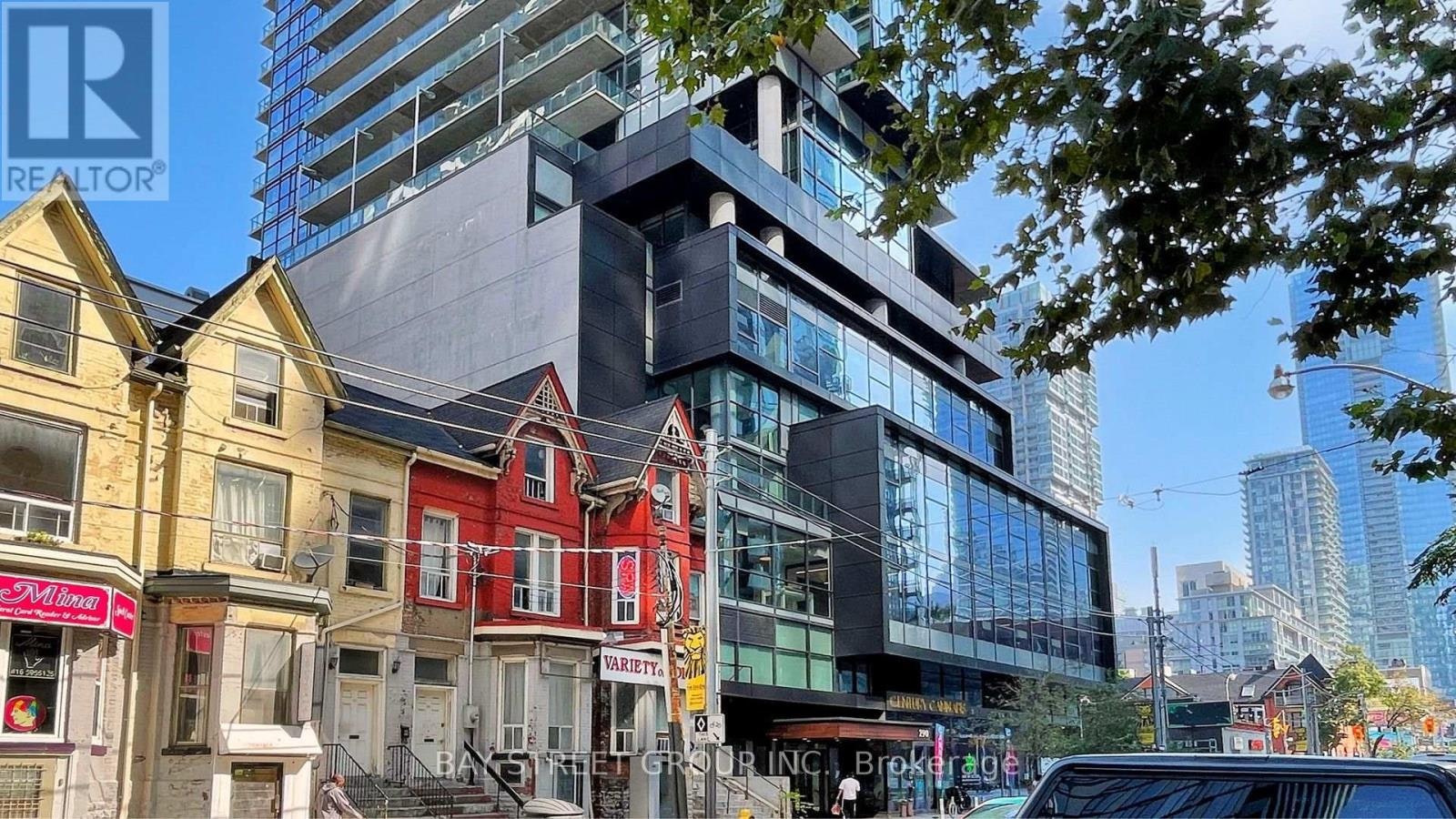 1804-290 Adelaide Street W, Toronto, ON, M5V 1P6 - 2