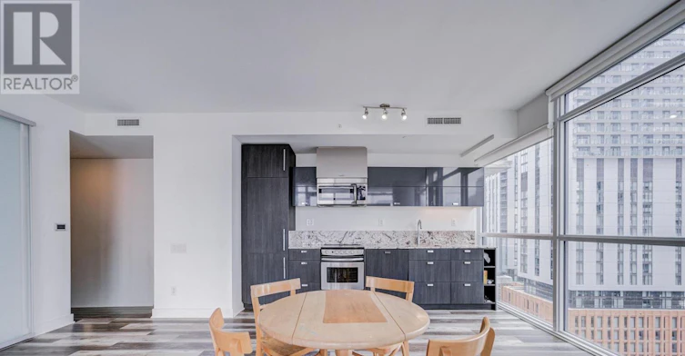 1804-290 Adelaide Street W, Toronto, ON, M5V 1P6 - 9