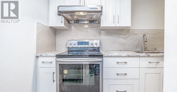 41 Hi Mount (Bsmt Drive, Toronto, ON, M2K 1X3 - 6