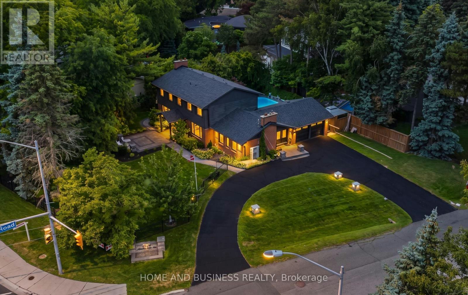 1335 Mississauga Road, Mississauga, ON, L5H 2J3