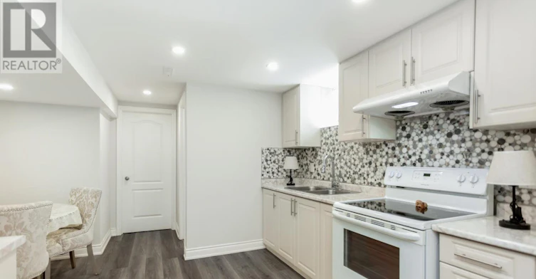 1335 Mississauga Road, Mississauga, ON, L5H 2J3 - 31