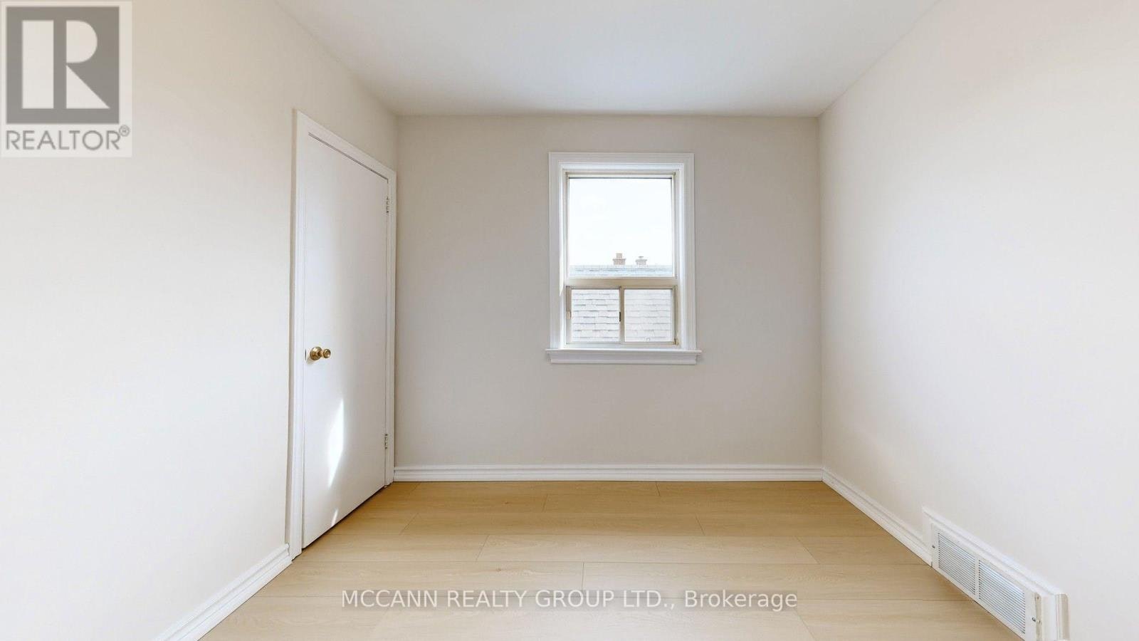 MN&2ND-496 Northcliffe Boulevard, Toronto, ON, M6E 3L5 - 27