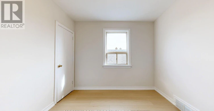 MN&2ND-496 Northcliffe Boulevard, Toronto, ON, M6E 3L5 - 27