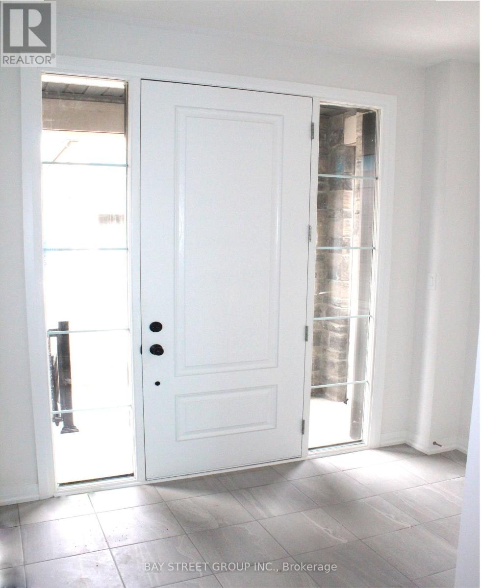 1063 Pisces Trail, Pickering, ON, L1X 0P7 - 2
