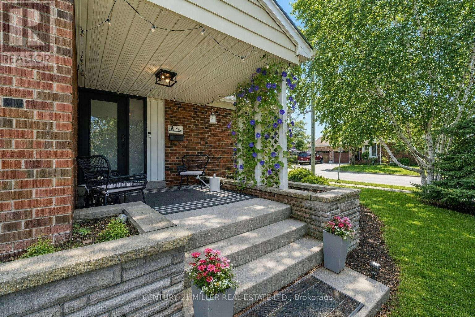 248 Kingsleigh Court, Milton, ON, L9T 1X7