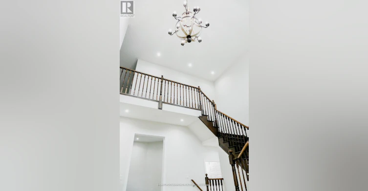 102 Benadir Avenue, Caledon, ON, L7C 3N6 - 5
