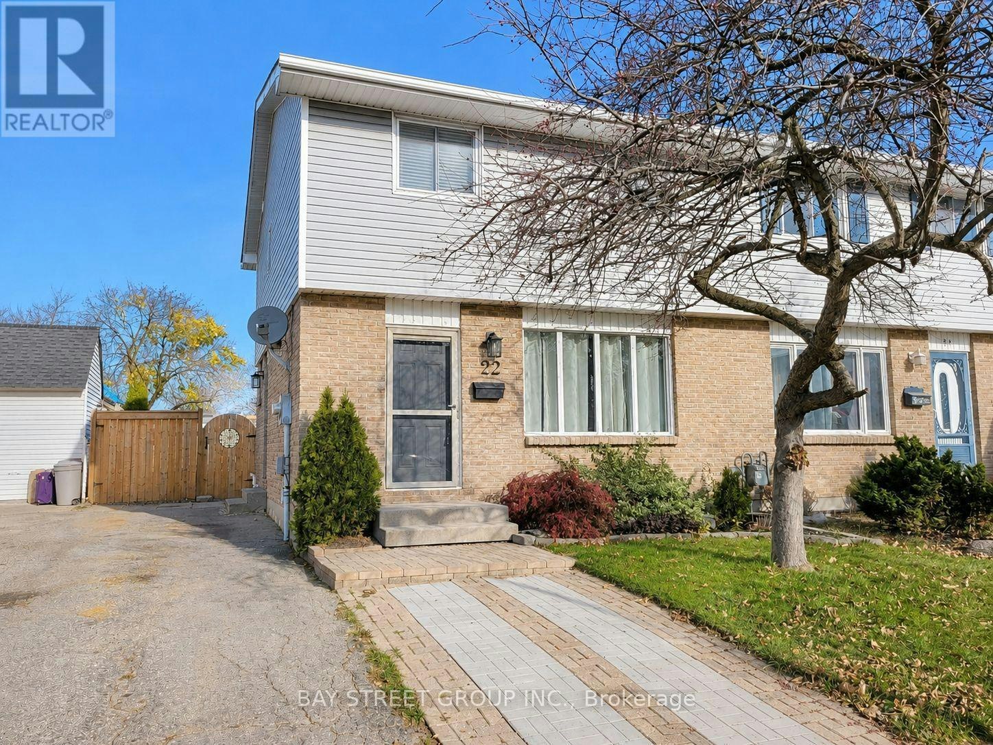 22 Rosamond Crescent, London, ON, N6E 2M8