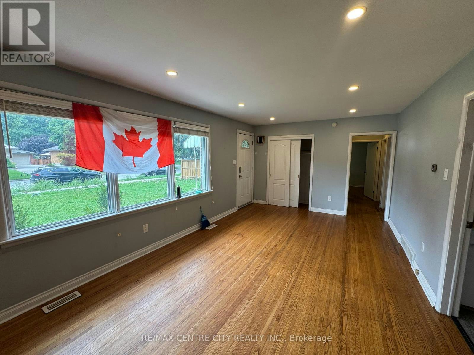 10 Tewksbury Crescent, London, ON, N5V 2M8 - 8