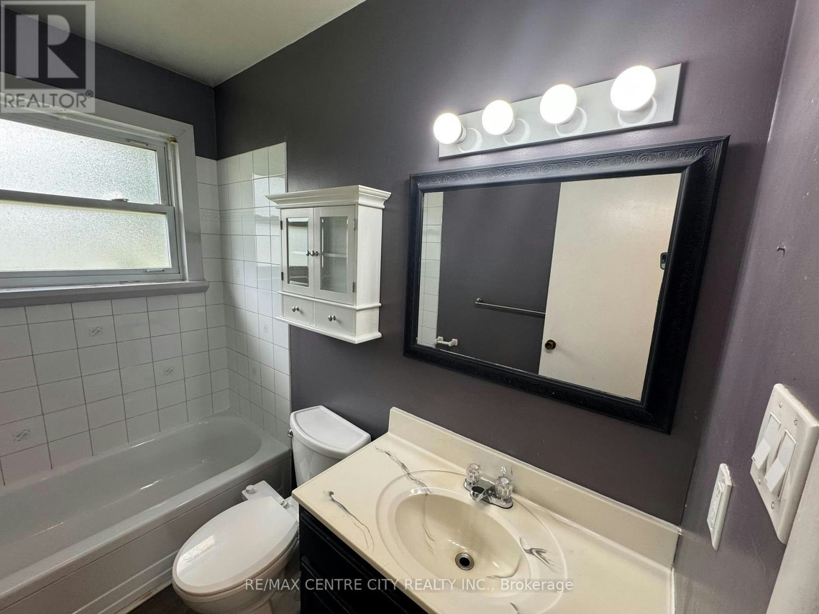 10 Tewksbury Crescent, London, ON, N5V 2M8 - 22