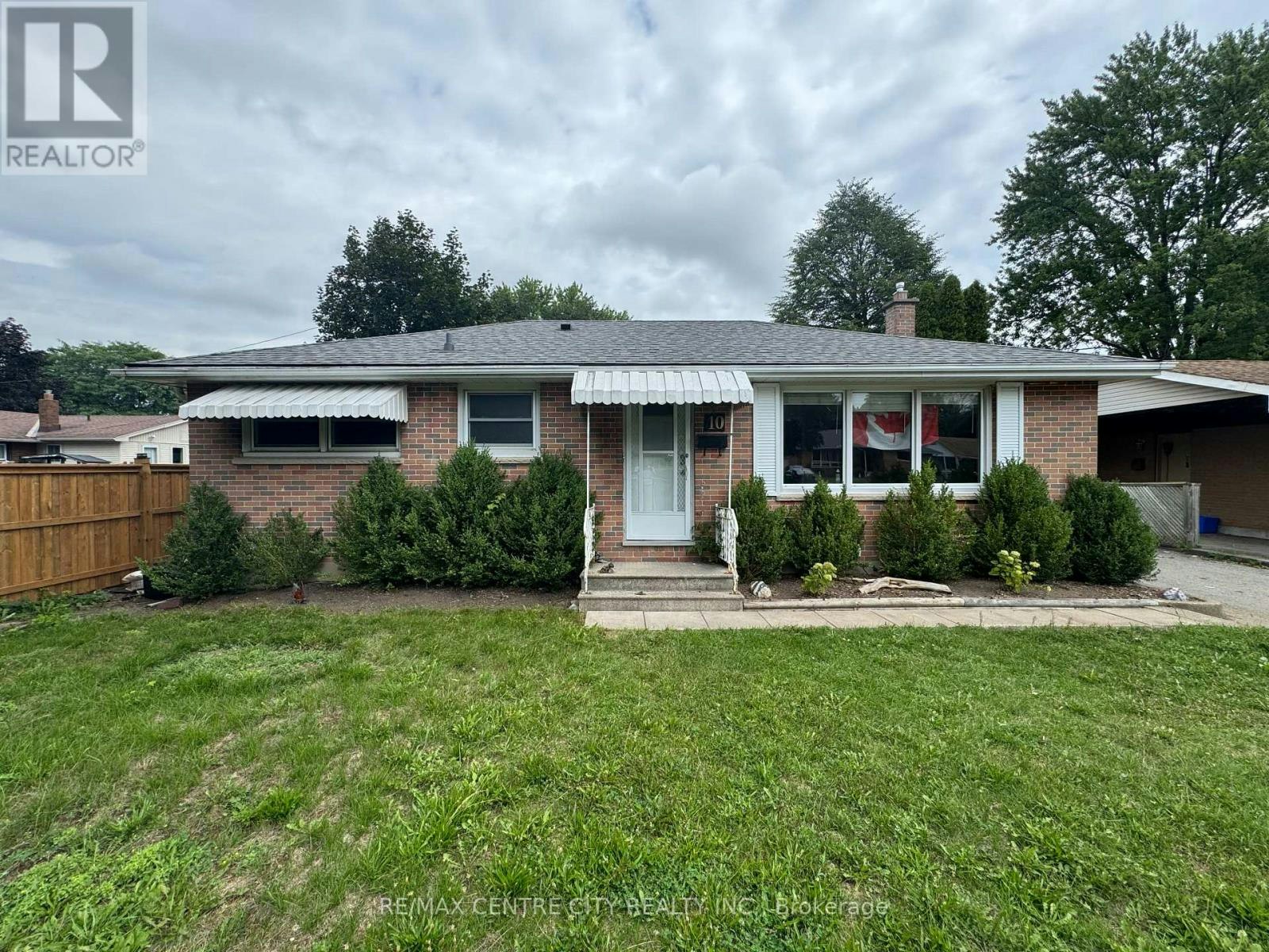 10 Tewksbury Crescent, London, ON, N5V 2M8
