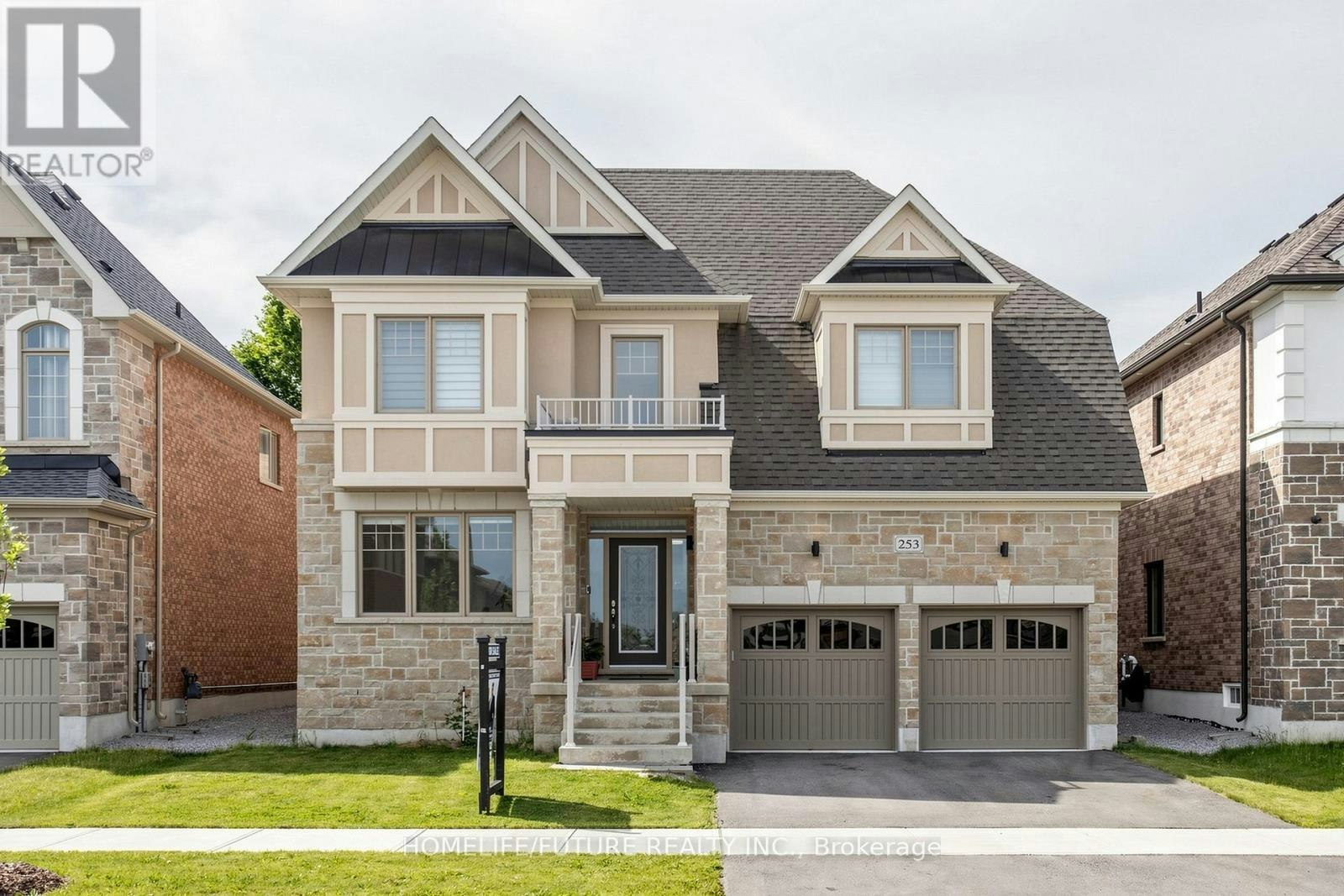 253 Danny Wheeler Boulevard, Georgina, ON, L4P 0J9