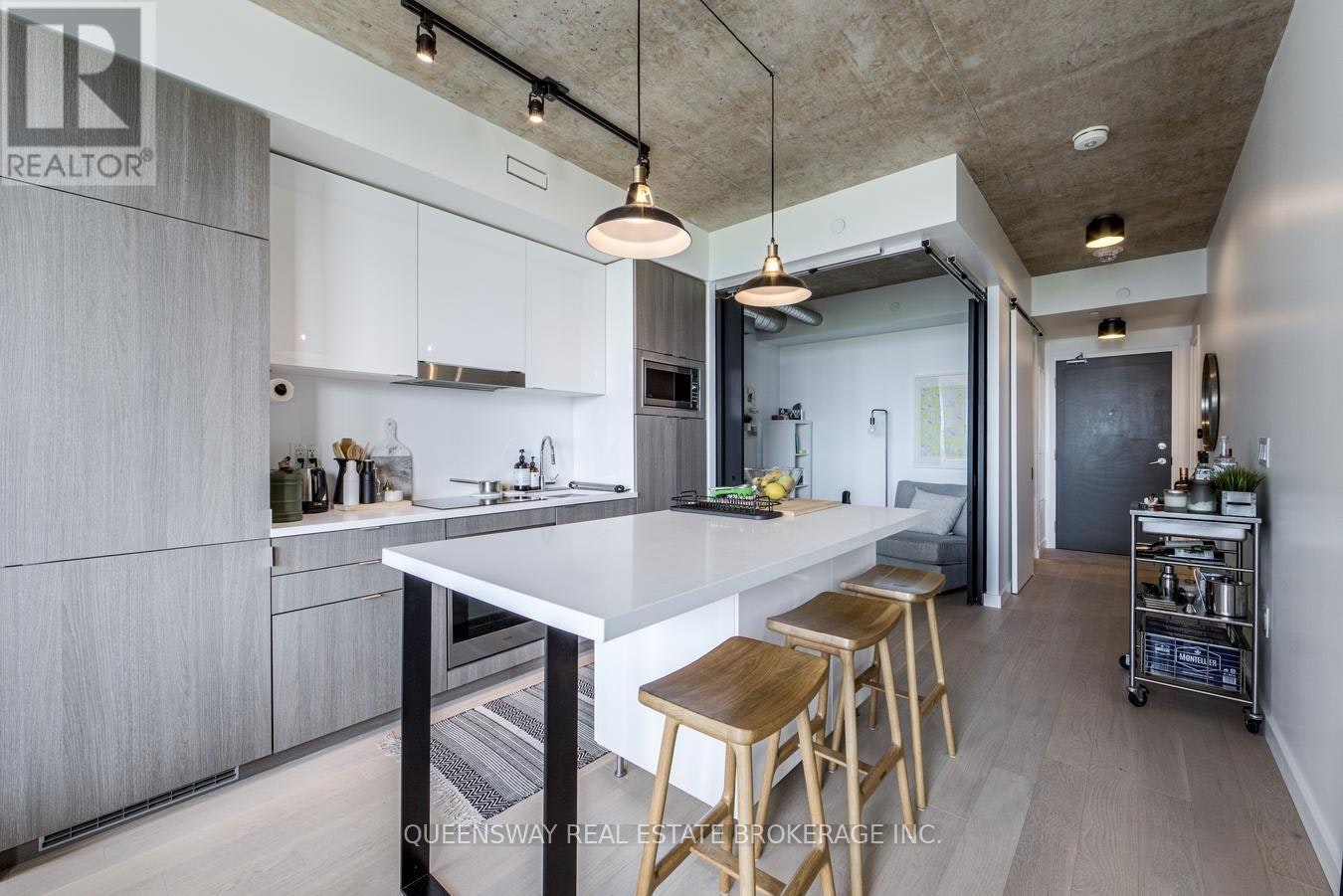 812-21 Lawren Harris Square, Toronto, ON, M5A 1T4 - 13