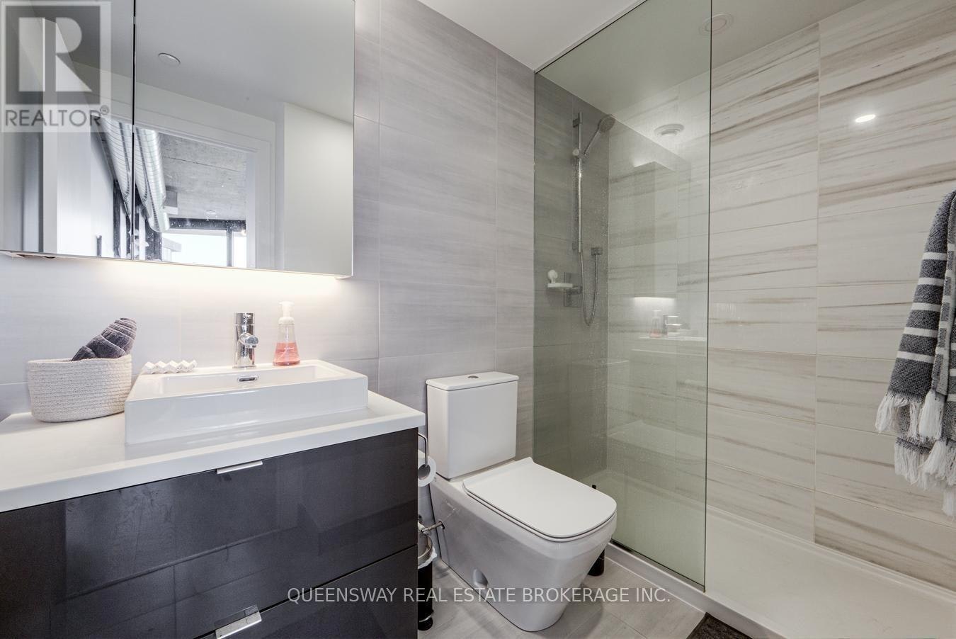 812-21 Lawren Harris Square, Toronto, ON, M5A 1T4 - 25