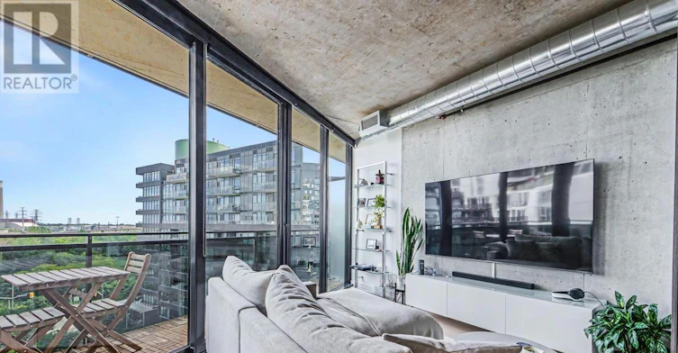 812-21 Lawren Harris Square, Toronto, ON, M5A 1T4 - 16