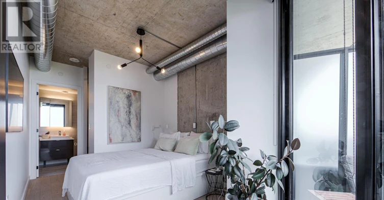 812-21 Lawren Harris Square, Toronto, ON, M5A 1T4 - 20