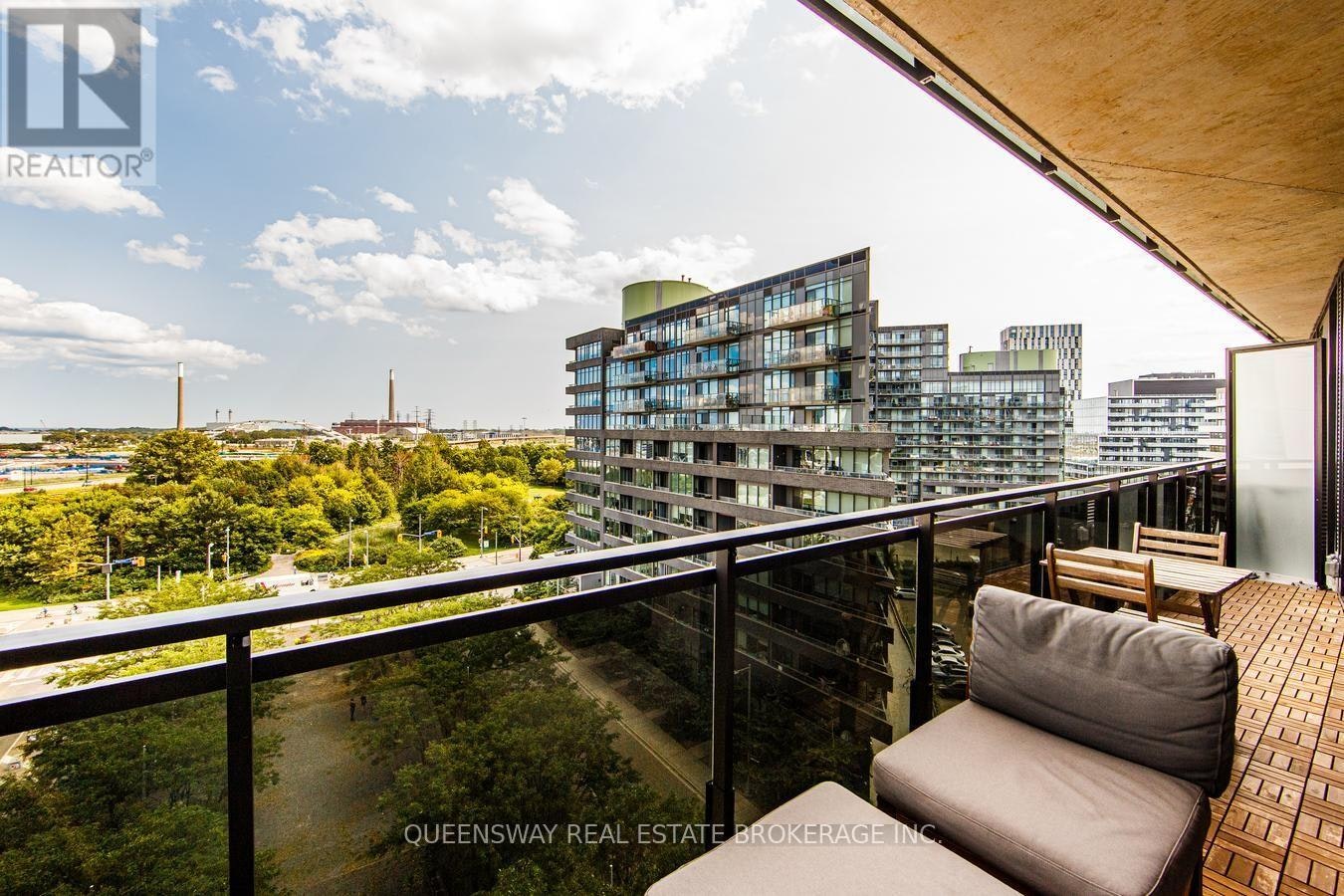 812-21 Lawren Harris Square, Toronto, ON, M5A 1T4 - 28