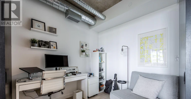 812-21 Lawren Harris Square, Toronto, ON, M5A 1T4 - 7