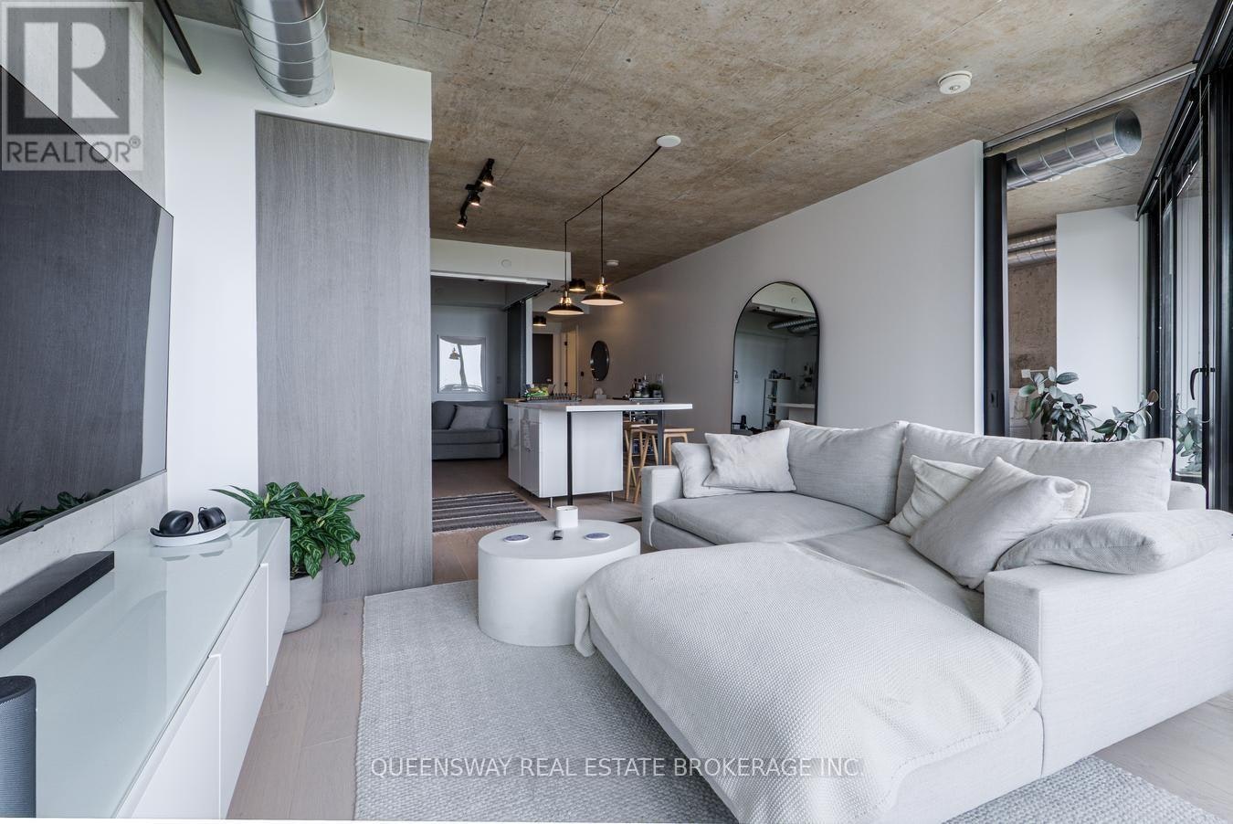 812-21 Lawren Harris Square, Toronto, ON, M5A 1T4 - 18