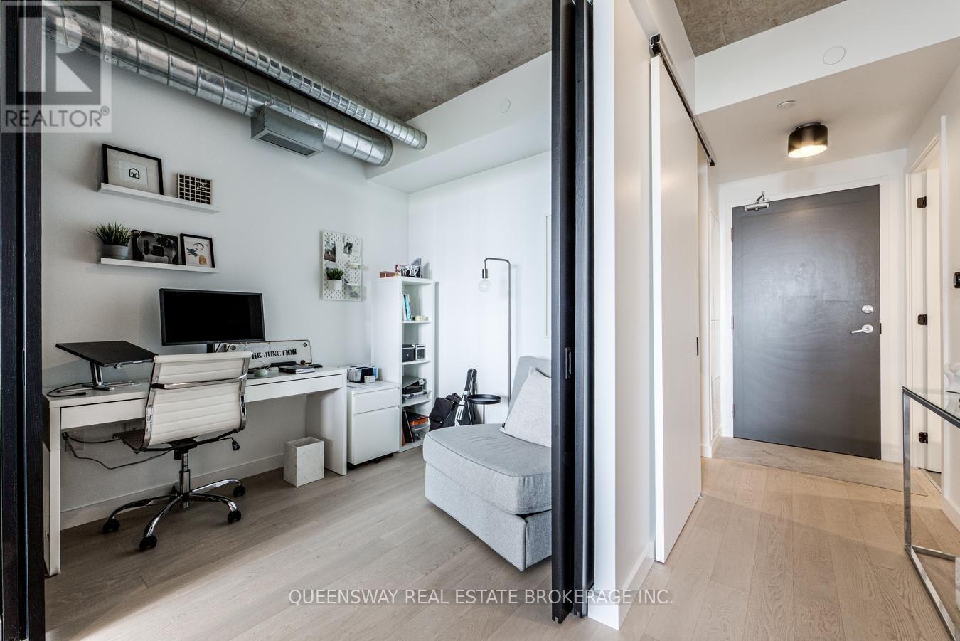812-21 Lawren Harris Square, Toronto, ON, M5A 1T4 - 6