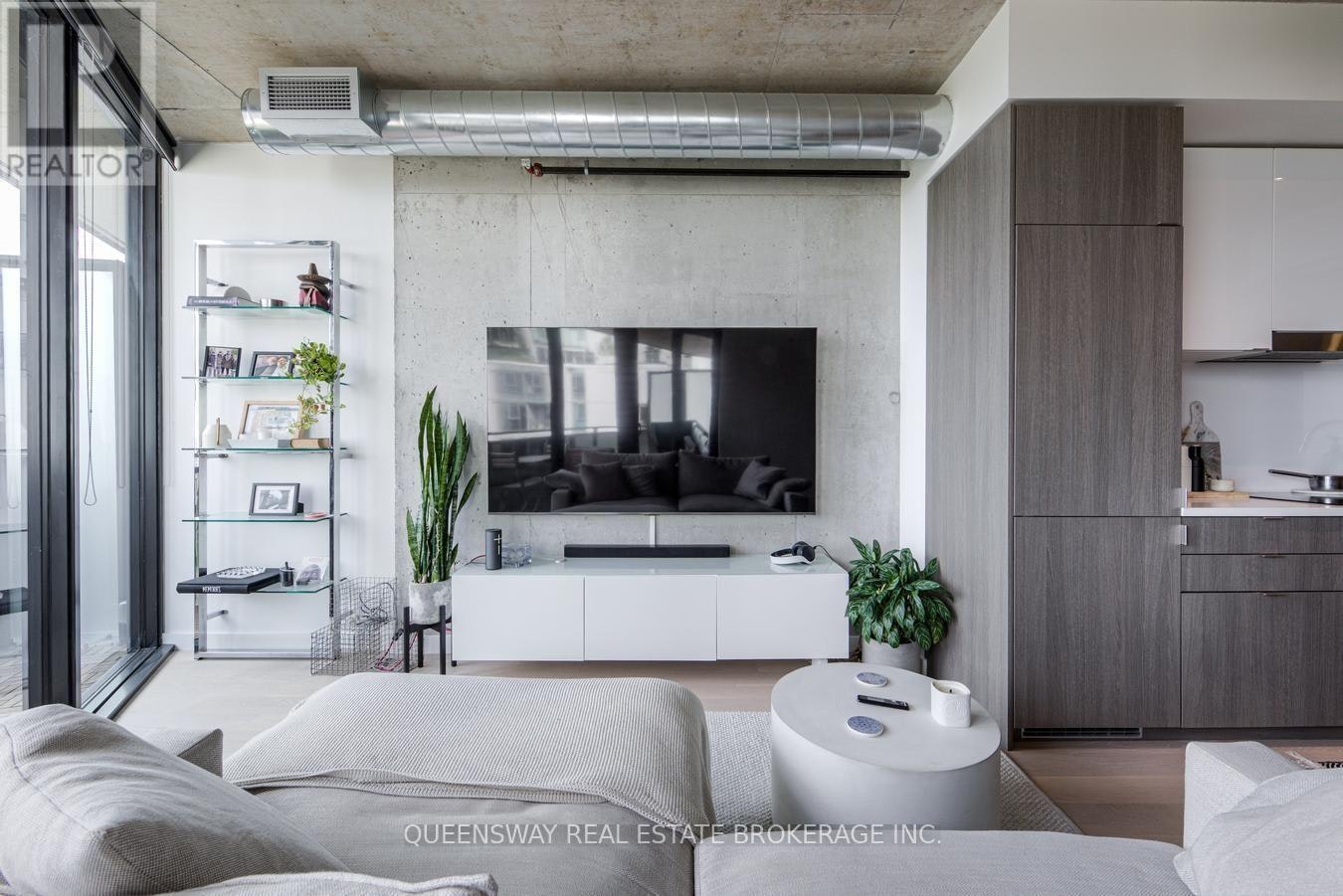 812-21 Lawren Harris Square, Toronto, ON, M5A 1T4 - 17