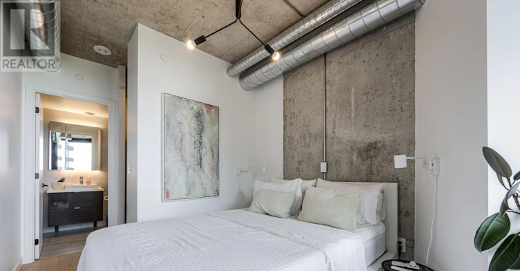 812-21 Lawren Harris Square, Toronto, ON, M5A 1T4 - 21
