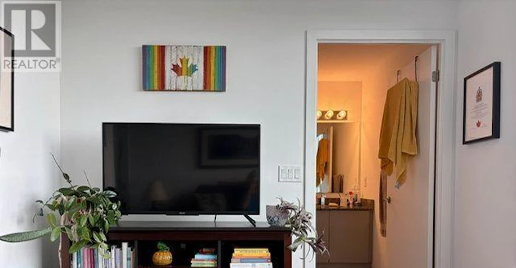 630 Greenwood Avenue, Toronto, ON, M4J 0A8 - 7