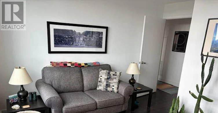 630 Greenwood Avenue, Toronto, ON, M4J 0A8 - 9