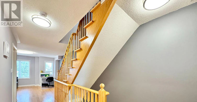 507 White's Hill Avenue, Markham, ON, L6B 0J8 - 14