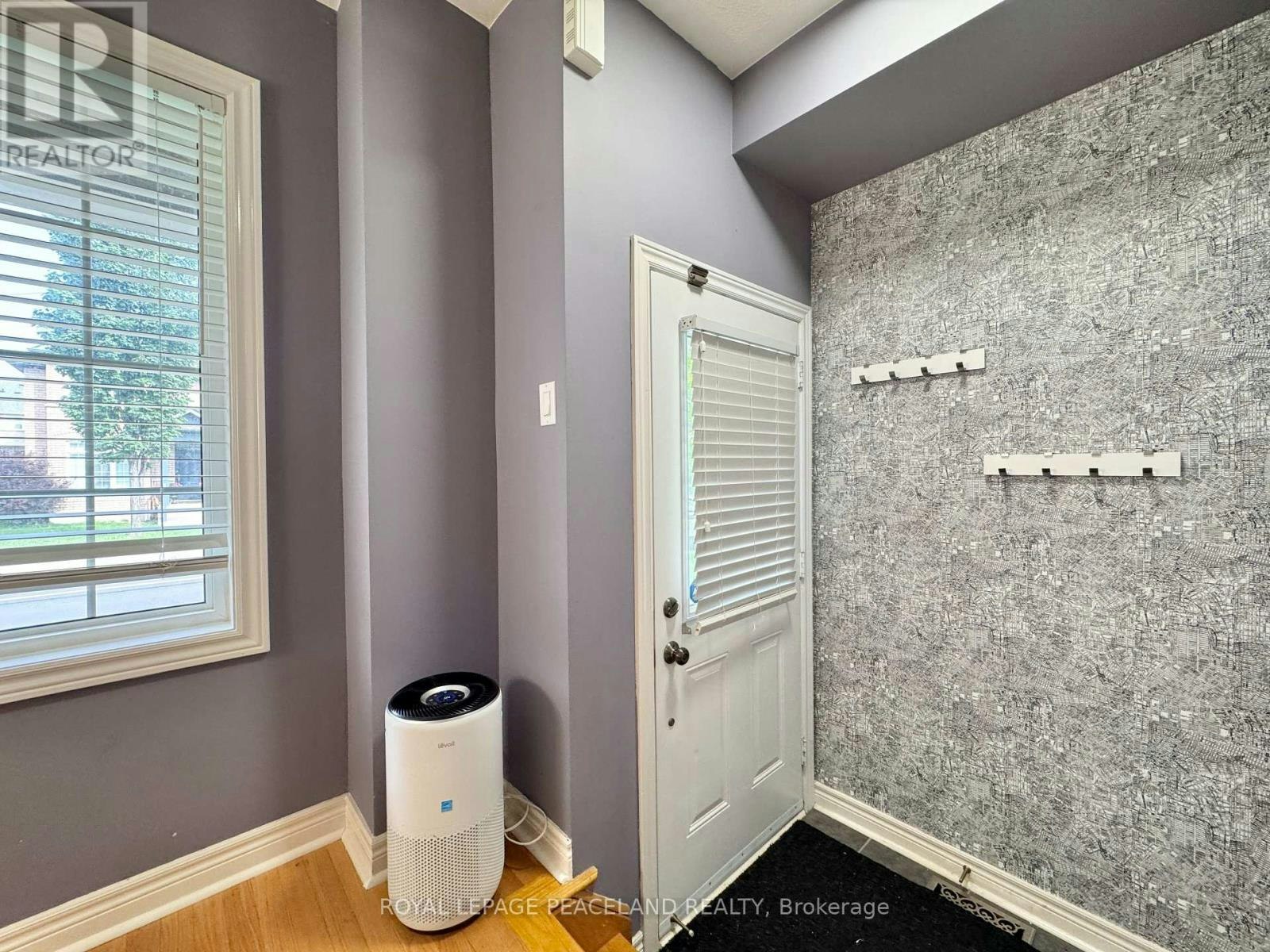507 White's Hill Avenue, Markham, ON, L6B 0J8 - 3