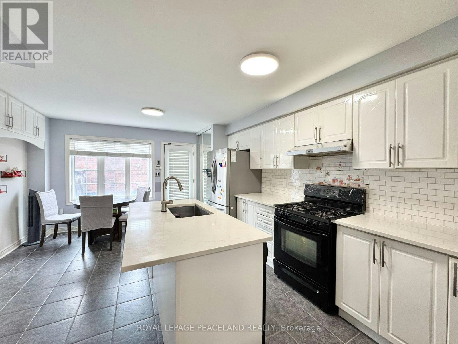 507 White's Hill Avenue, Markham, ON, L6B 0J8 - 8