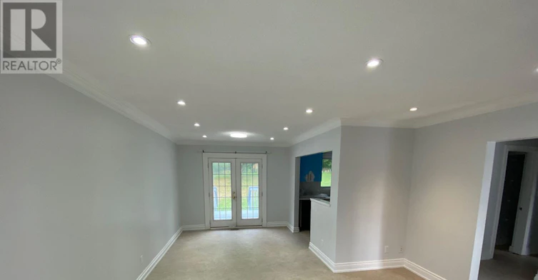 MAIN-53 Belfry Drive, Newmarket, ON, L3Y 3E9 - 6