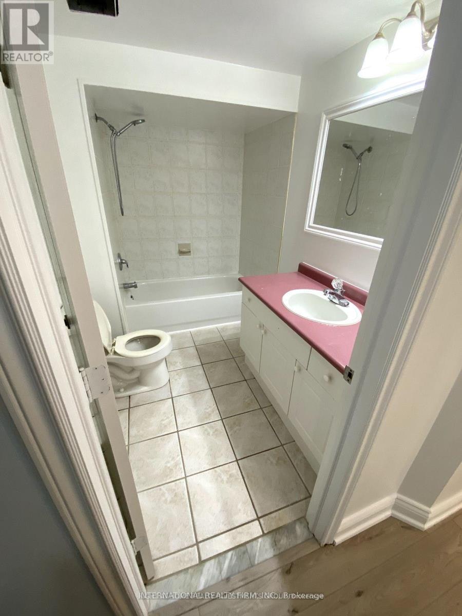 BSMT-53 Belfry Drive, Newmarket, ON, L3Y 3E9 - 10