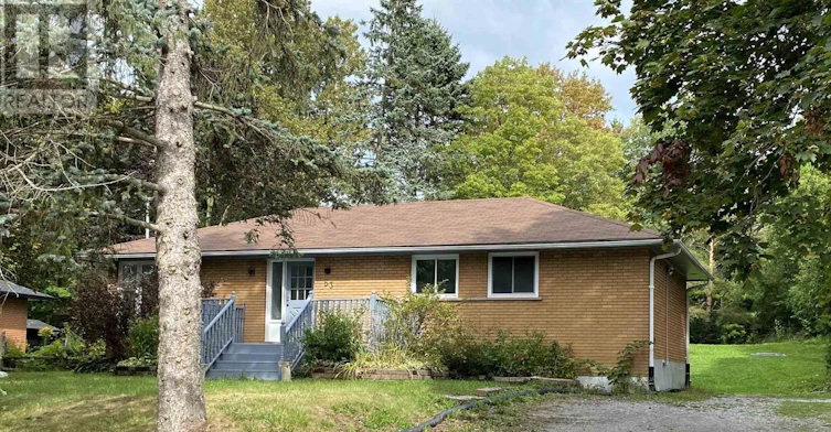 BSMT-53 Belfry Drive, Newmarket, ON, L3Y 3E9