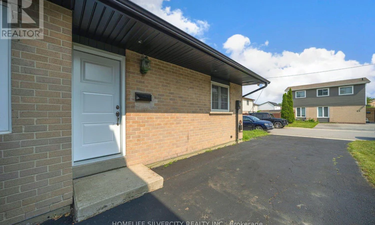 3 Hapsbury Square