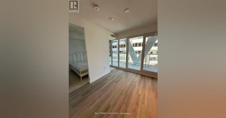 1329-230 Simcoe Street, Toronto, ON, M5T 1T4 - 6