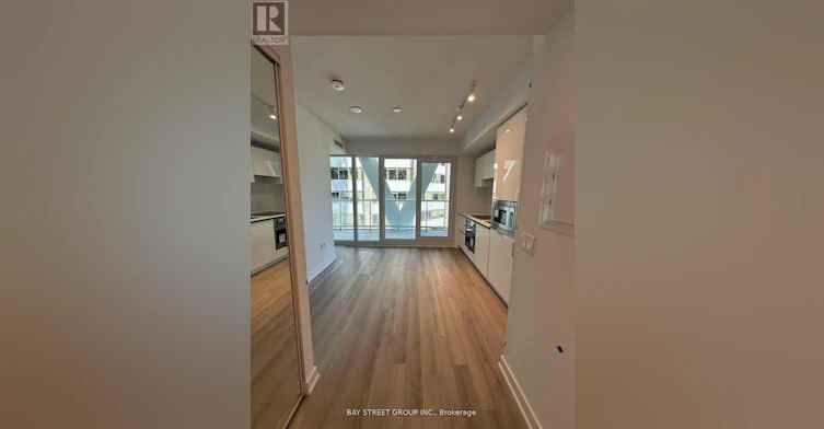 1329-230 Simcoe Street, Toronto, ON, M5T 1T4 - 5