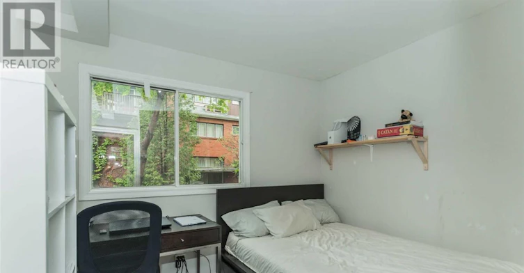 MAIN-212 Milan Street, Toronto, ON, M5A 3Z6 - 11
