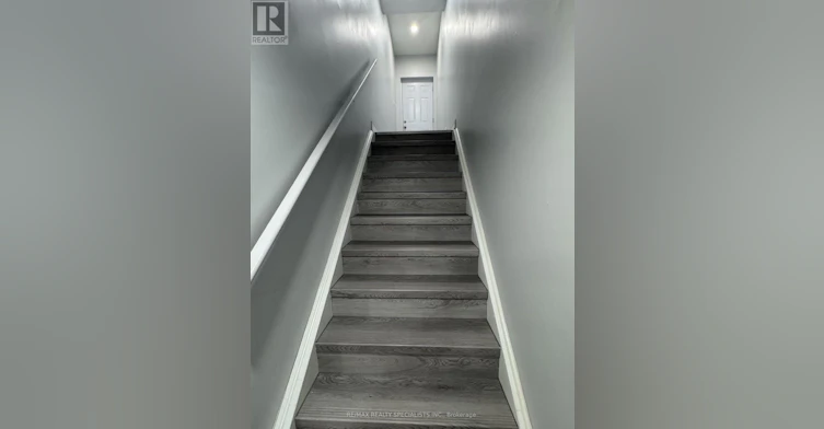 33 Bluffwood(basement Crescent, Brampton, ON, L6P 2P3 - 4