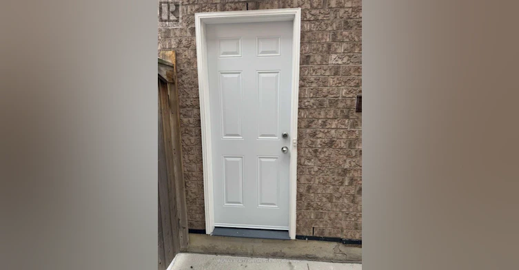 33 Bluffwood(basement Crescent, Brampton, ON, L6P 2P3 - 17
