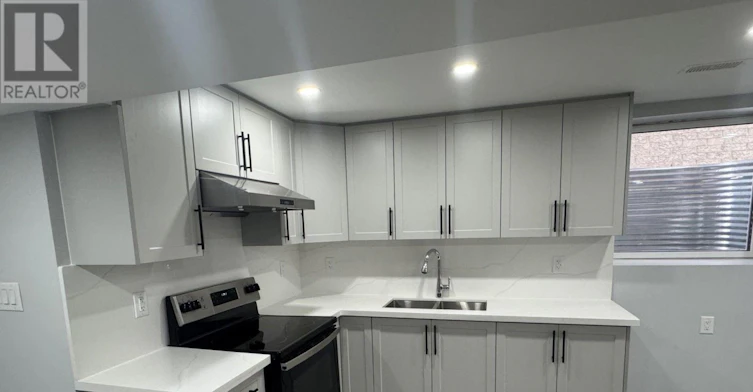 33 Bluffwood(basement Crescent, Brampton, ON, L6P 2P3