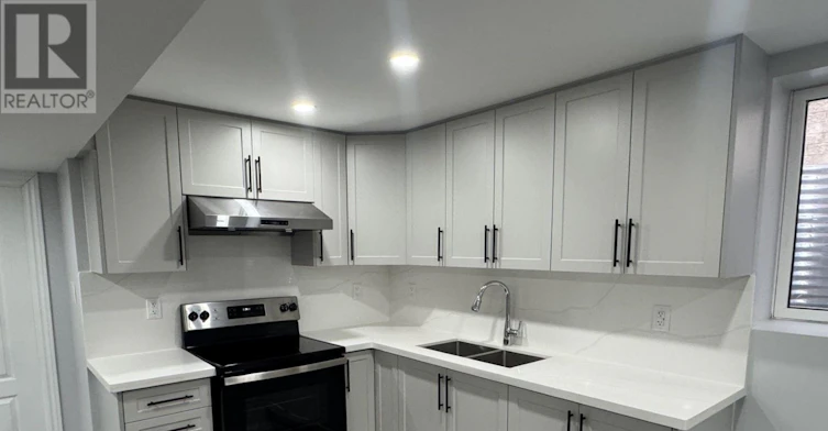 33 Bluffwood(basement Crescent, Brampton, ON, L6P 2P3 - 2
