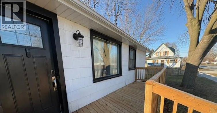 119 Lorne Avenue, Chatham-Kent, ON, N8A 3Y9 - 7