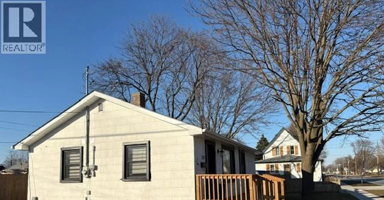 119 Lorne Avenue, Chatham-Kent, ON, N8A 3Y9 - 5