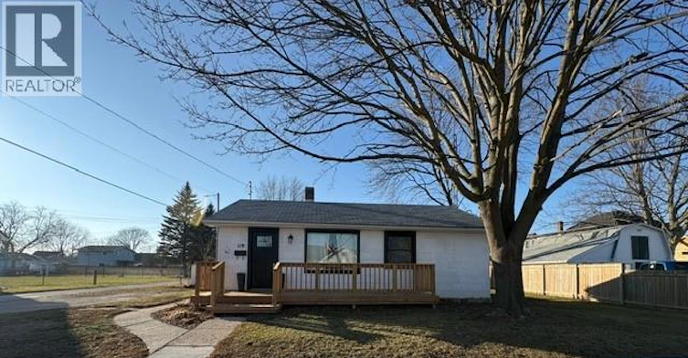 119 Lorne Avenue, Chatham-Kent, ON, N8A 3Y9
