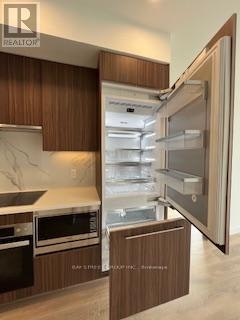 3305 27 2nd Bedroom Mcmahon Drive, Toronto, ON, M2K 0J2 - 5