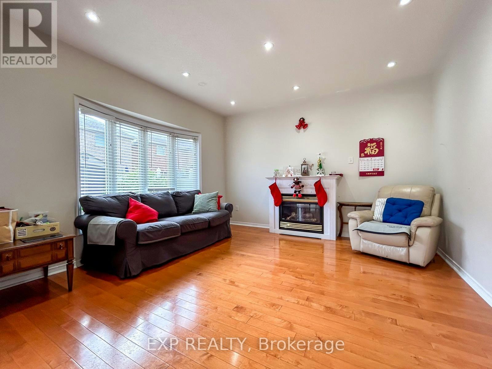 7 Davidoff Street, Markham, ON, L6E 1R2 - 6
