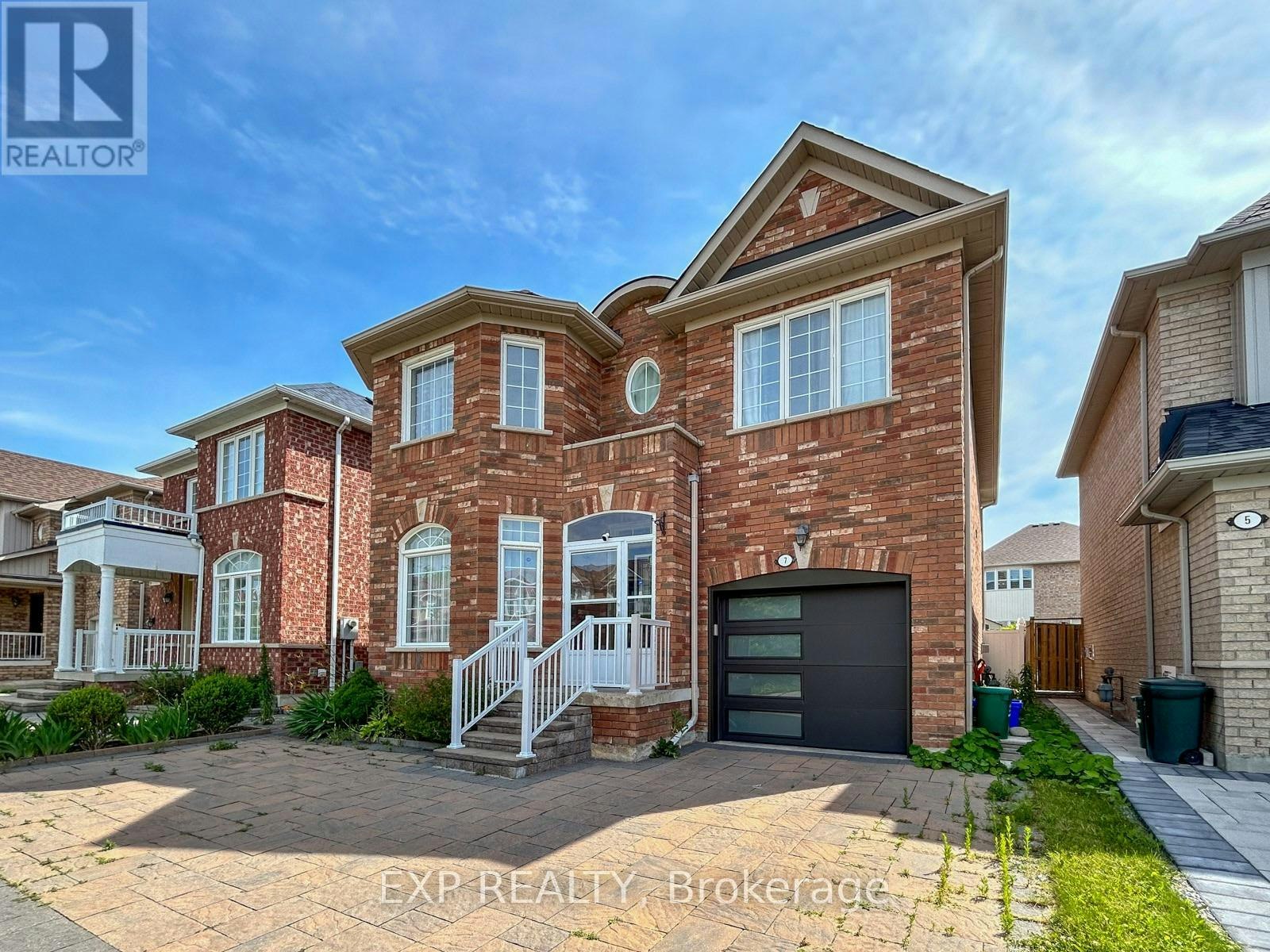 7 Davidoff Street, Markham, ON, L6E 1R2