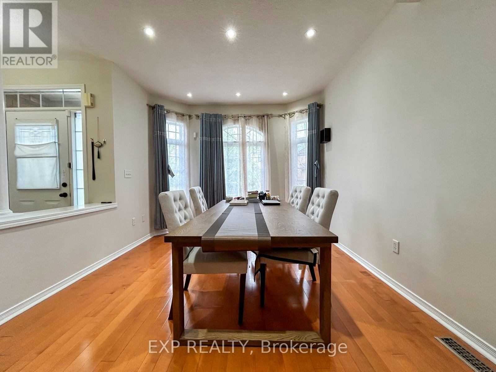 7 Davidoff Street, Markham, ON, L6E 1R2 - 3