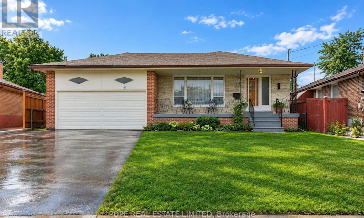 16 Pipestone Place
