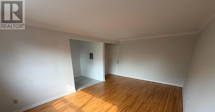 9-7 Elmwood Avenue S, Mississauga, ON, L5G 3J6 - 6
